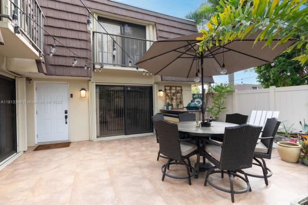 Heritage Village Of Palm Beach Lakes, 7124 71st Way, West Palm Beach, Florida 33407, image 1