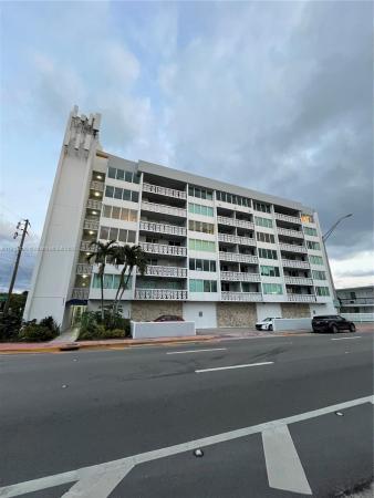 Harding Hall, 8233 Harding Ave #305, Miami Beach, Florida 33141, image 2