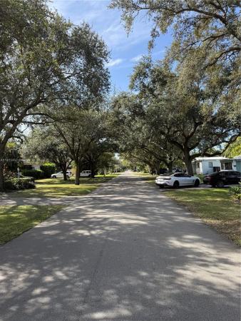 Kent Estates, 511 Oriole Ave, Miami Springs, Florida 33166, image 2