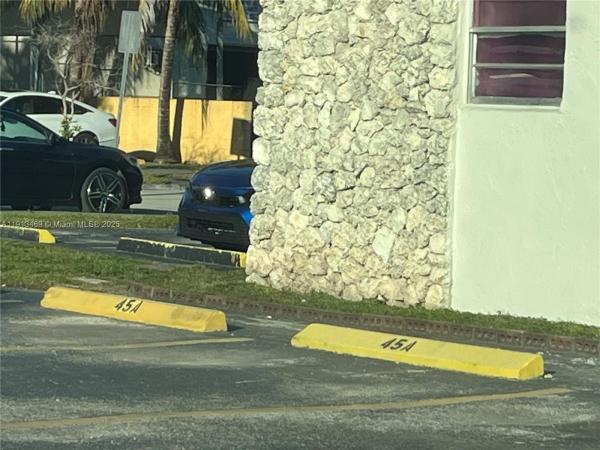 Hialeah, Florida 33012, image 1