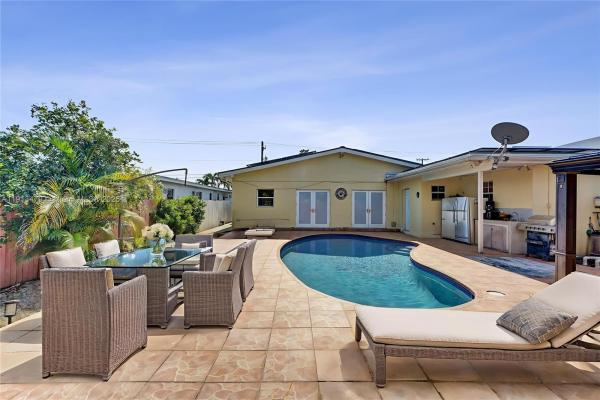 Jai Alai Heights, 311 E 51st St, Hialeah, Florida 33013, image 1