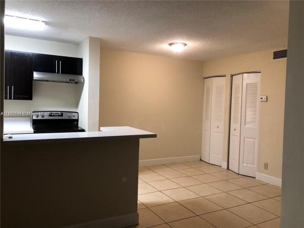 Lakes Of Jacaranda, 10757 Cleary Blvd #104, Plantation, Florida 33324, image 2