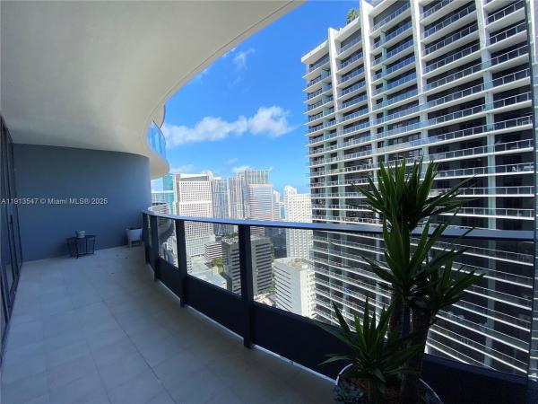 Brickell Flatiron, 1000 Brickell Plz #3907, Miami, Florida 33131, image 1
