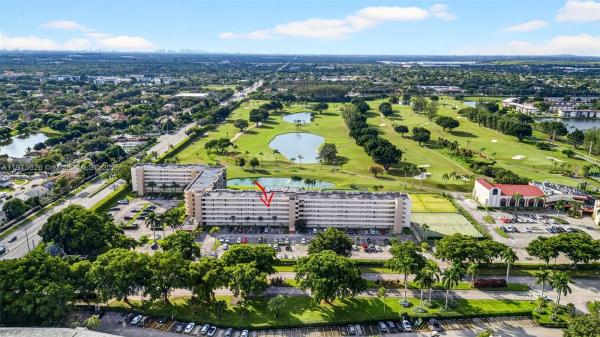 Hollybrook Golf & Tennis Club, 8900 Washington Blvd #410, Pembroke Pines, Florida 33025, image 1