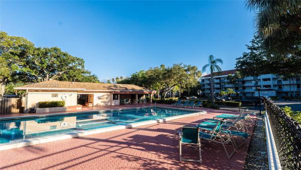 Karanda Village 7, 4133 S Carambola Cir #S G203, Coconut Creek, Florida 33066, image 1