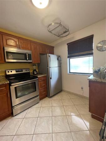Sunrise Lakes 4, 2786 NW 104th Ave #211, Sunrise, Florida 33322, image 2