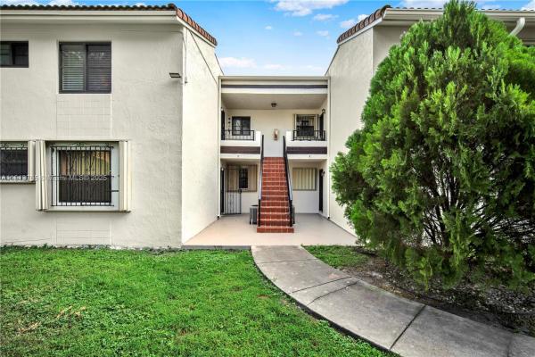 10857 NW 7th St #24-17, Unincorporated Dade County, Florida 33172, image 1