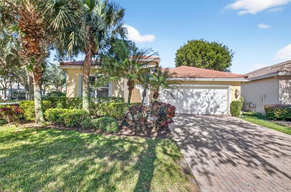 Valencia Pointe, 6833 Watertown Dr, Boynton Beach, Florida 33437, image 1