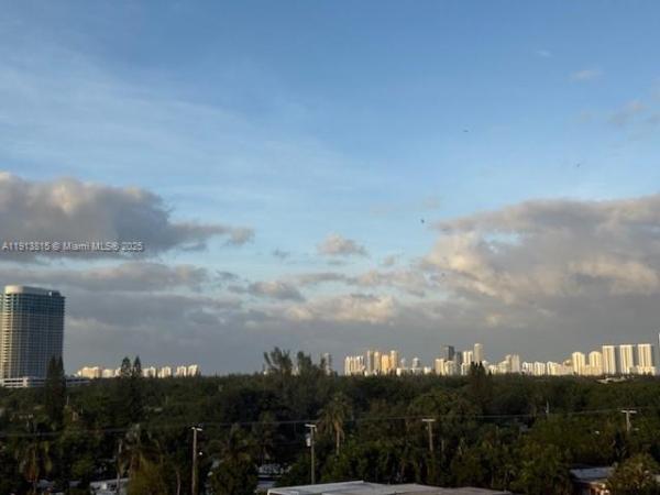 Vecino Del Mar, 2350 NE 135th St #711, North Miami, Florida 33181, image 1