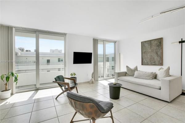 Rond Point, 7800 Collins Ave #502, Miami Beach, Florida 33141, image 2