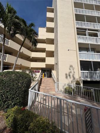 Environ 1, 7051 Environ Blvd #632, Lauderhill, Florida 33319, image 1