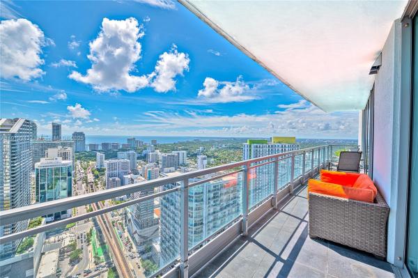 Mint At Riverfront, 92 SW 3rd St #5004, Miami, Florida 33130, image 1