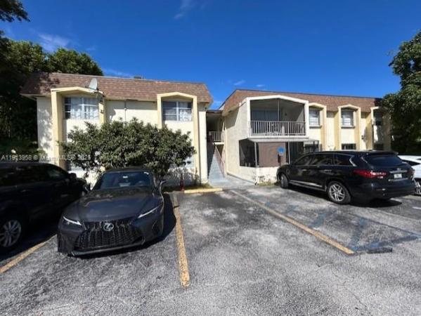 7825 Miller Dr #C211, Miami, Florida 33155, image 1