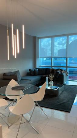 Paramount Miami Worldcenter, 851 NE 1st Ave #1006, Miami, Florida 33132, image 1