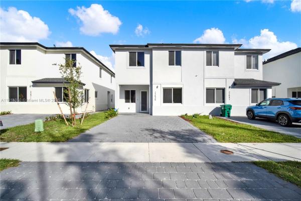  #22535, Unincorporated Dade County, Florida 33170, image 1