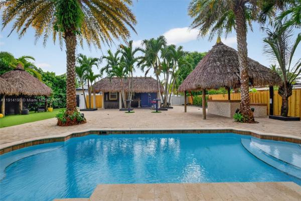 465 NW 153rd St, Miami, Florida 33169, image 1