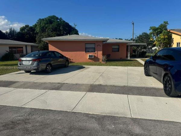 Oakland Park No HOA, 2343 NW 28th St #2, Oakland Park, Florida 33313, image 1