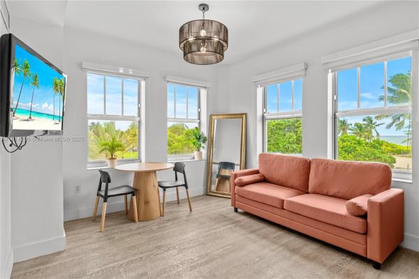 The Strand On Ocean Drive, 1060 Ocean Dr #D302, Miami Beach, Florida 33139, image 2