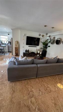 Sunset Villas, 4713 NW 7th St, Miami, Florida 33126, image 1