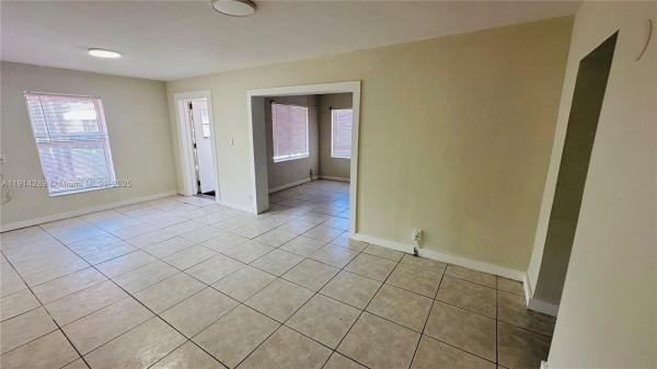 Trailer City, 2250 NE 136th St #, North Miami Beach, Florida 33181, image 1