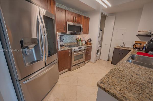 Turnberry Village South Tower, 19900 E Country Club Dr #TS-14, Aventura, Florida 33180, image 3
