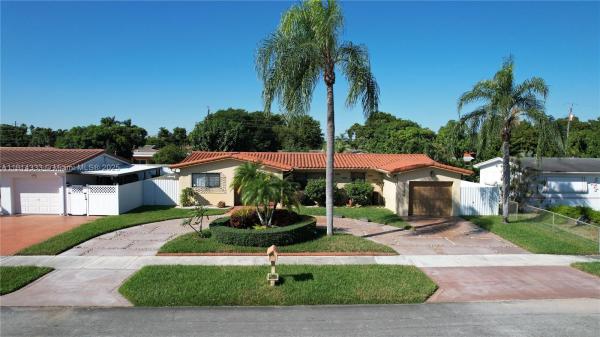 Palm Springs Lakes, 7764 W 14th Ct, Hialeah, Florida 33014, image 1