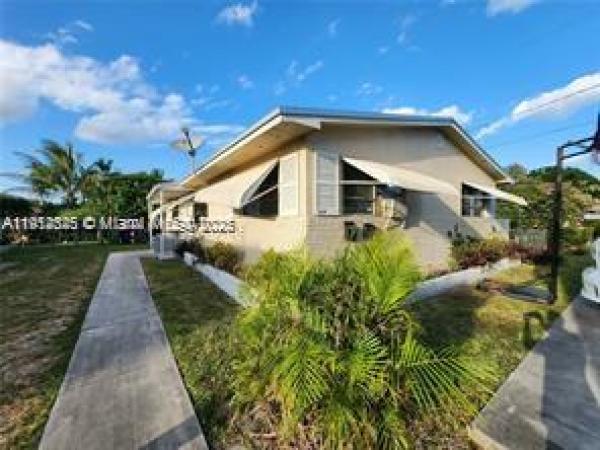 Ro-Len Acres, 224 SW 10th St #1, Hallandale Beach, Florida 33009, image 1