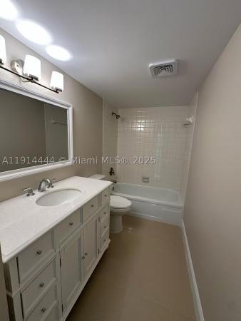 Inverwood Of Inverrary, 5530 NW 44th St #308C, Lauderhill, Florida 33319, image 3