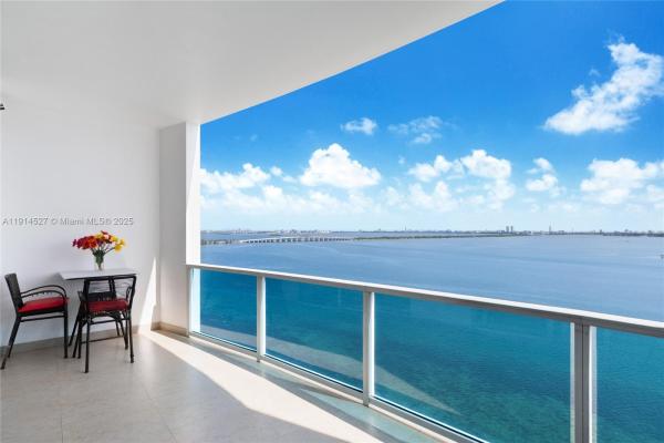 New Wave, 725 NE 22nd St #17E, Miami, Florida 33137, image 2
