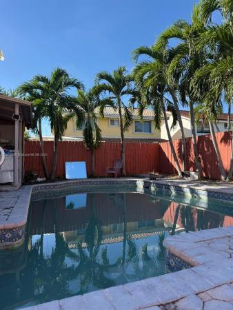 Bilbao Estates, 8981 SW 5th Ln, Fountainebleau, Florida 33174, image 2