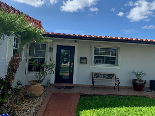 8530 NW 178th St, Hialeah, Florida 33015, image 1