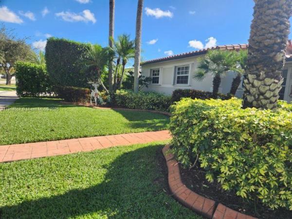 Palm Springs North Residential, 8530 NW 178th St, Palm Springs North, Florida 33015, image 2