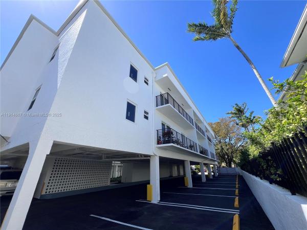 Lenox Plaza, 1033 Lenox Ave #202, Miami Beach, Florida 33139, image 1