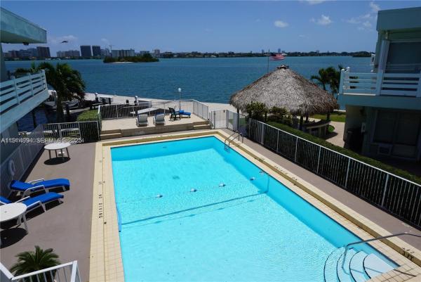 The Fairmont House, 2700 NE 135th St #45, North Miami, Florida 33181, image 1