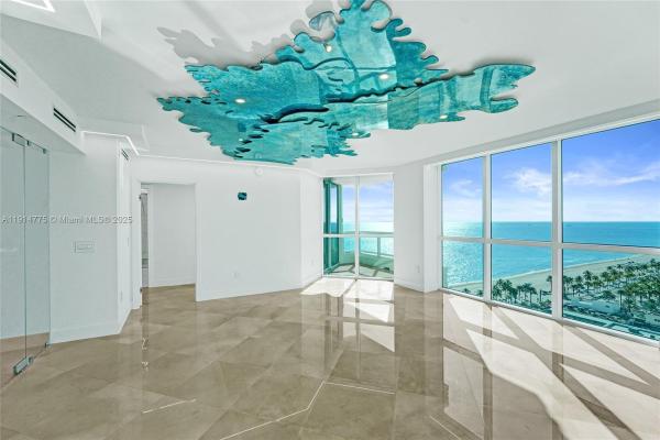 Las Olas Beach Club, 101 S Fort Lauderdale Beach Blvd #1907, Fort Lauderdale, Florida 33316, image 1