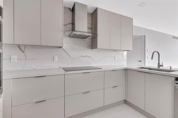 Coronado Towers, 20379 W Country Club Dr #1233, Aventura, Florida 33180, image 1