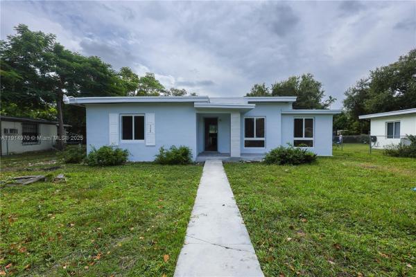 Brian Manors, 720 NE 143rd St, North Miami, Florida 33161, image 1
