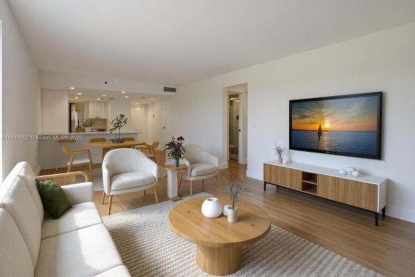 Rolling Hills Golf And Tennis Club, 3300 W Rolling Hills Cir #701, Davie, Florida 33328, image 1