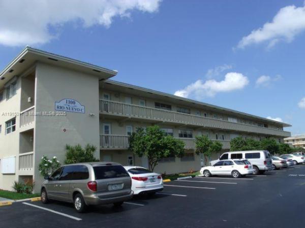 Rio Nuevo, 1100 SW 12th St #108, Fort Lauderdale, Florida 33315, image 1