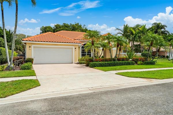 Addington Pointe At Lake Charleston, 7781 Penwood Ct, Lake Worth, Florida 33467, image 2