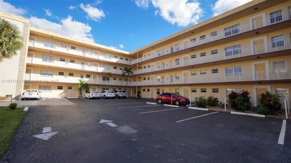 Topaz South, 3940 NW 42nd Ave #215, Lauderdale Lakes, Florida 33319, image 1