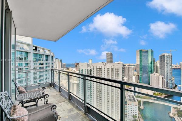 Mint At Riverfront, 92 SW 3rd St #4510, Miami, Florida 33130, image 2
