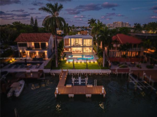 Hibiscus Island, 94 S Hibiscus Dr, Miami Beach, Florida 33139, image 1