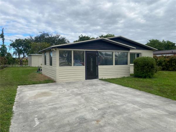 746 NW 3rd St, Florida City, Florida 33034, image 1