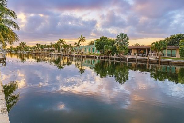 Pine Drive Manor, 1100 Pine Dr #106, Pompano Beach, Florida 33060, image 2