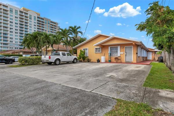 W D Sanfords, 3631 SW 27th St, Miami, Florida 33133, image 1