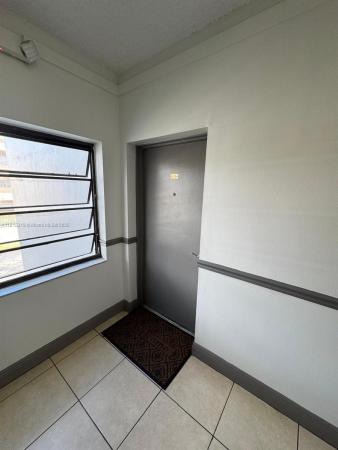 10431 N Kendall Dr #D204, Miami, Florida 33176, image 1