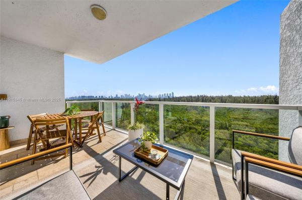 One Fifty One At Biscayne, 14951 Royal Oaks Ln #901, North Miami, Florida 33181, image 1