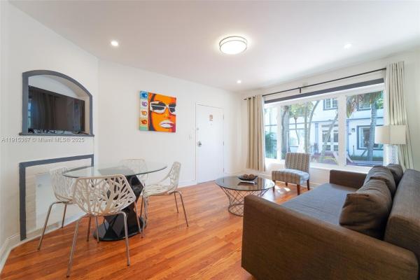 Lincoln, 1536 Jefferson Ave 1 #3, Miami Beach, Florida 33139, image 1