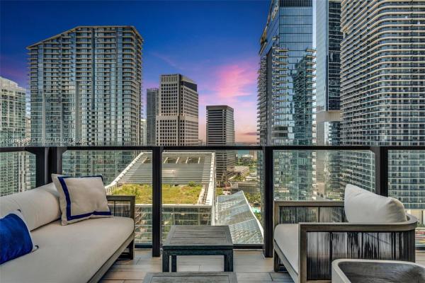 Rise Brickell City Centre, 88 SW 7th St #2107, Miami, Florida 33130, image 1